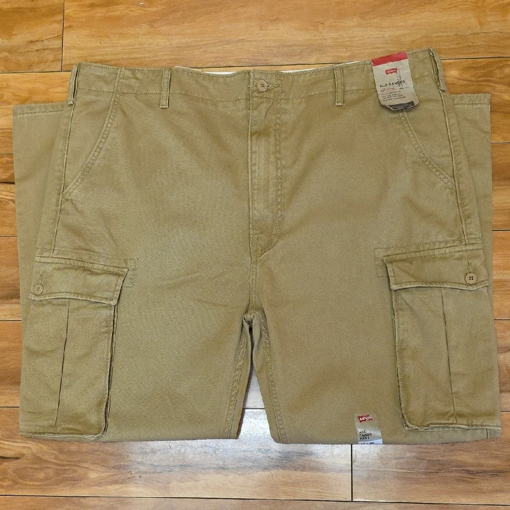 Levi's Ace Cargo Pant 40x30 Khaki Relaxed Fit Tapered Leg Double Pocket NEW